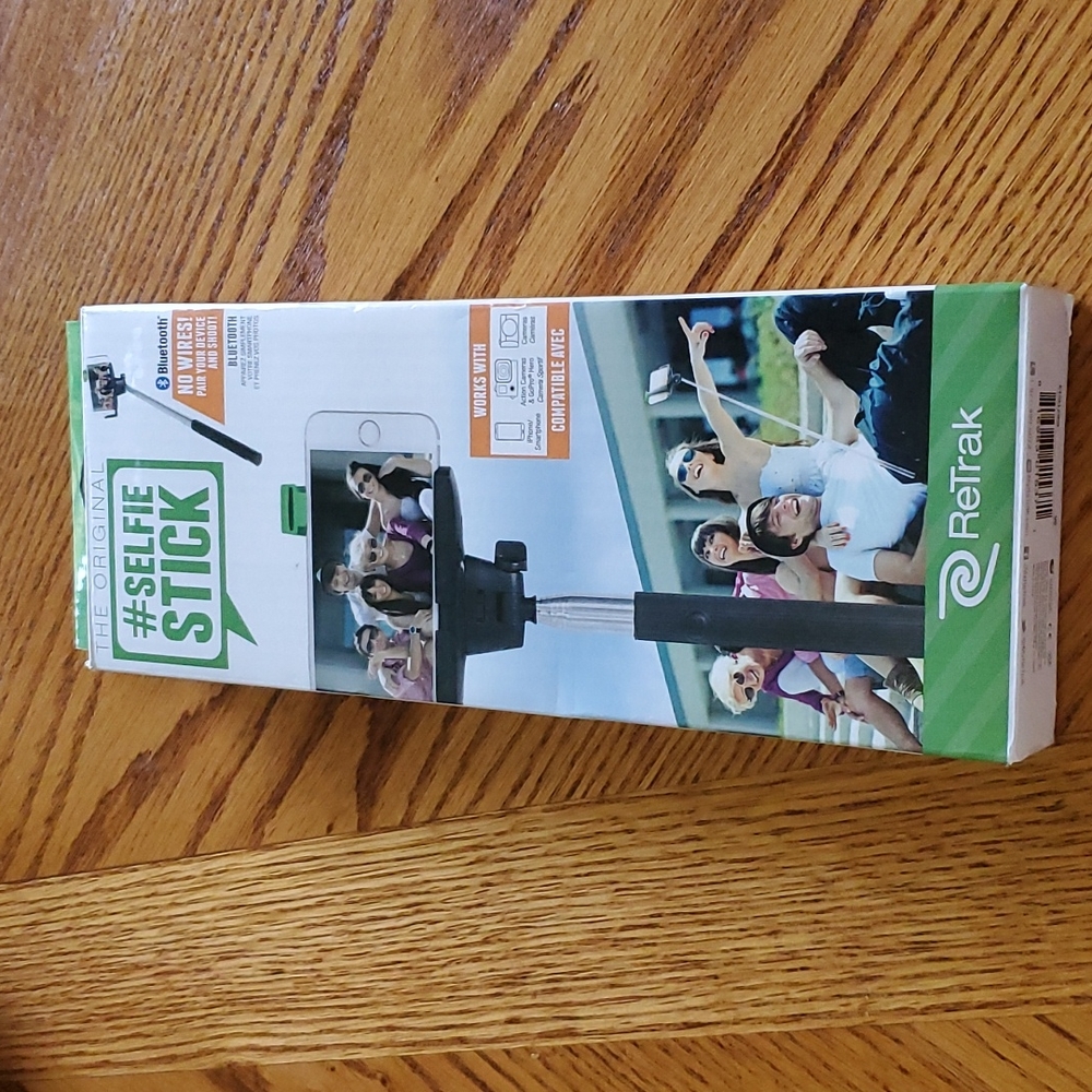 New! ReTrak selfie stick